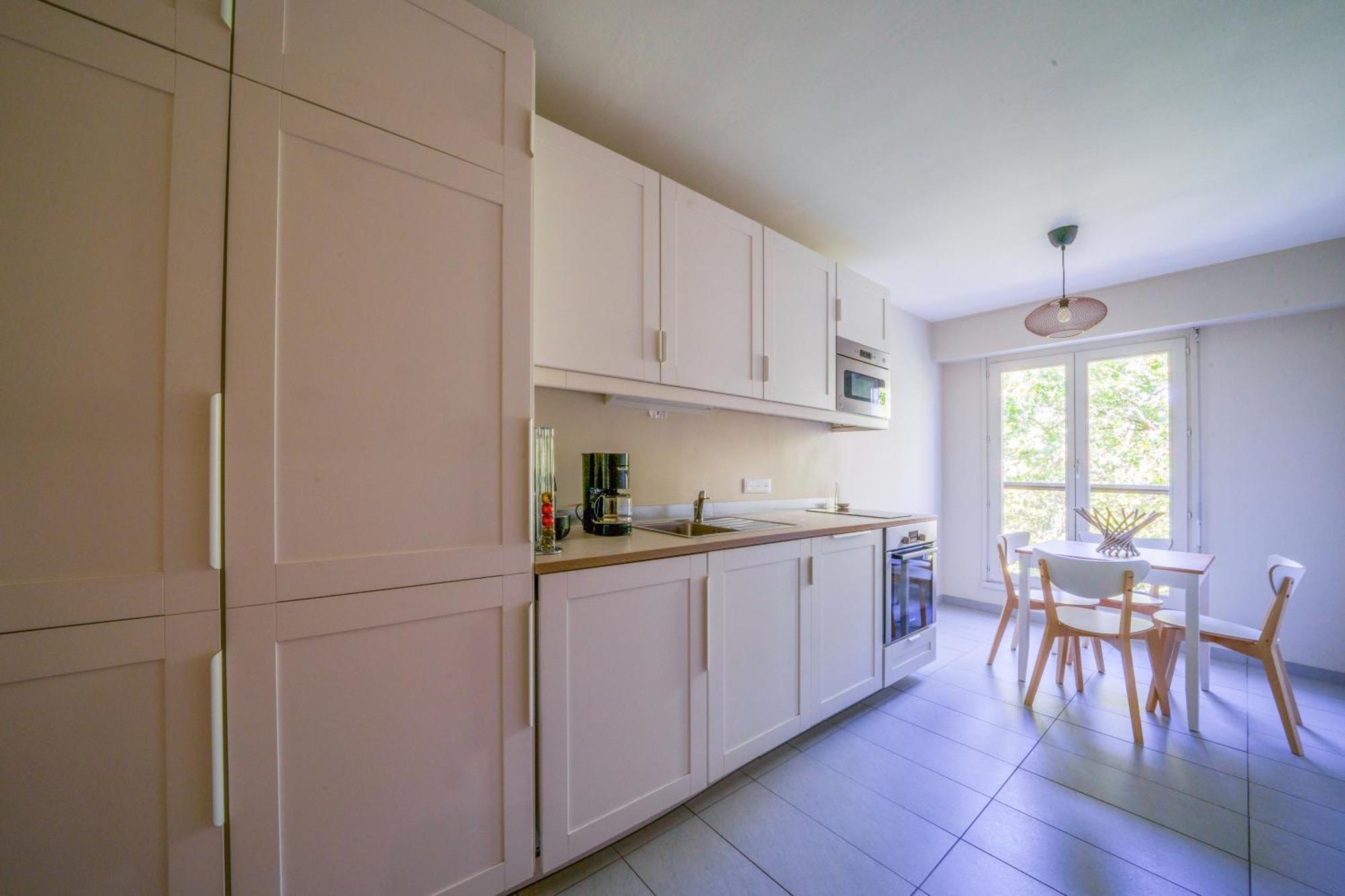 Appartement Tours Centre Avec Parking 4 P Εξωτερικό φωτογραφία