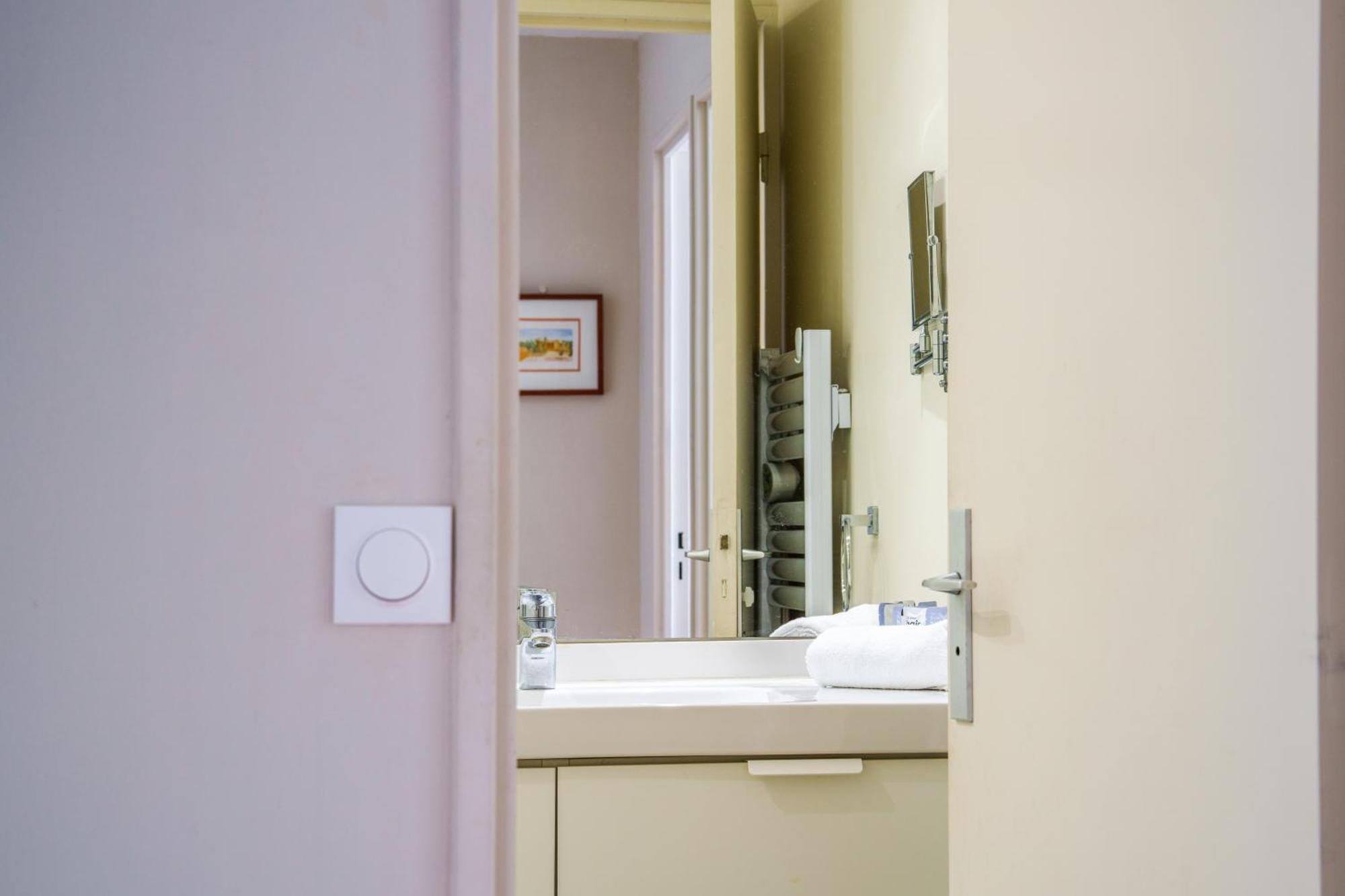 Appartement Tours Centre Avec Parking 4 P Εξωτερικό φωτογραφία