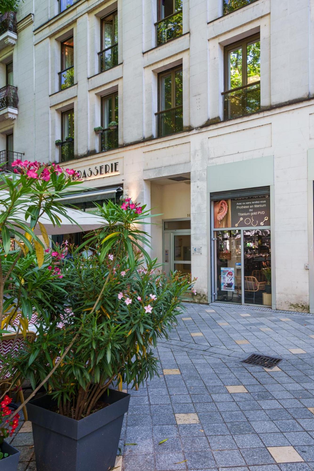 Appartement Tours Centre Avec Parking 4 P Εξωτερικό φωτογραφία